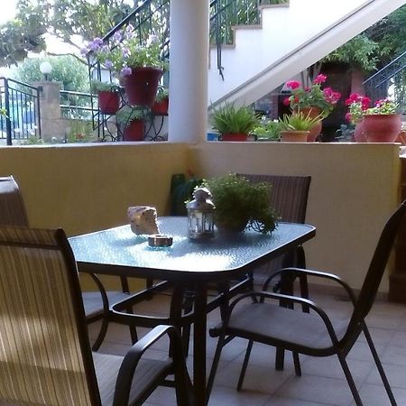 ניקיטי Natalia'S Apartments מראה חיצוני תמונה