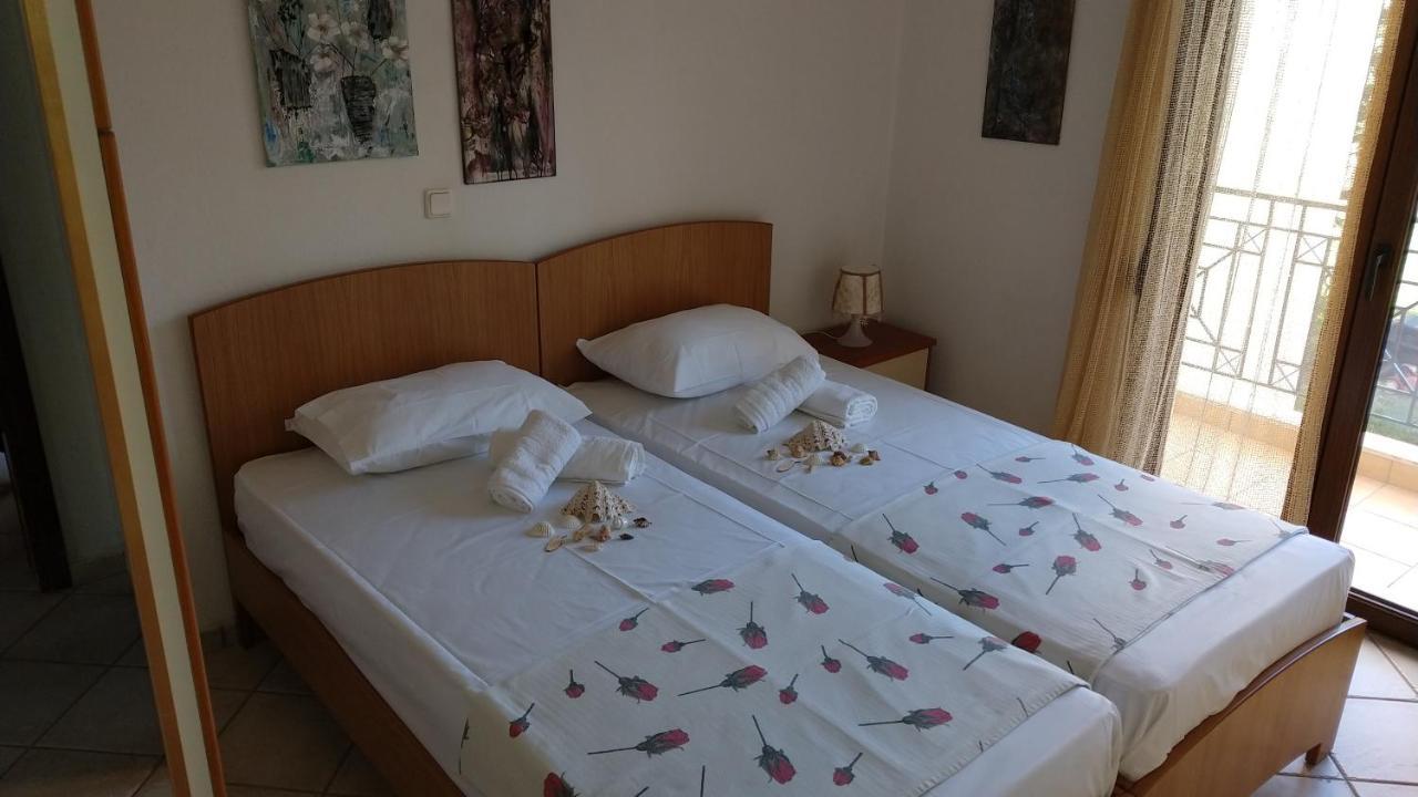 ניקיטי Natalia'S Apartments מראה חיצוני תמונה